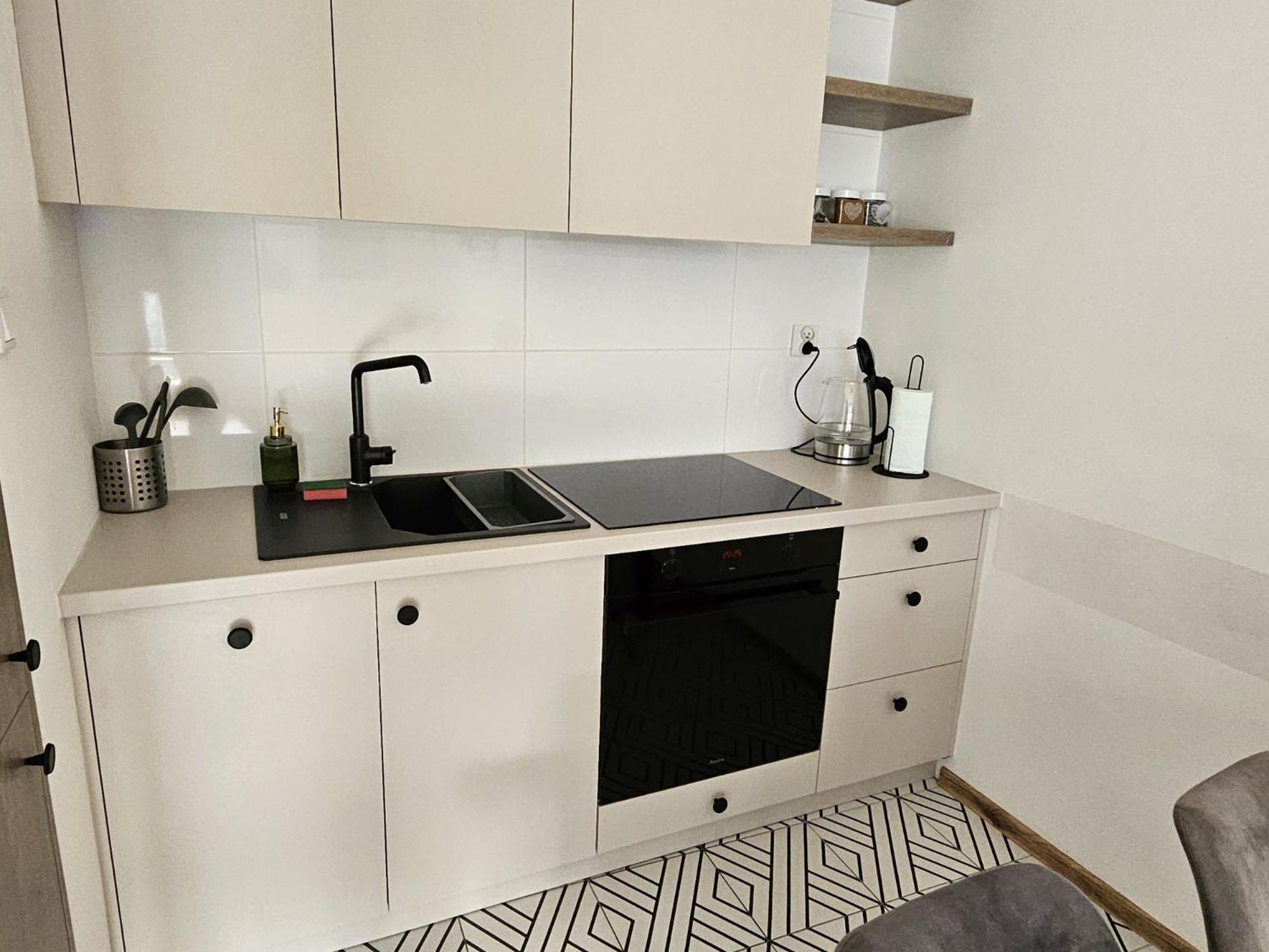 Urban Jungle Apartament Wenus بياليستوك المظهر الخارجي الصورة