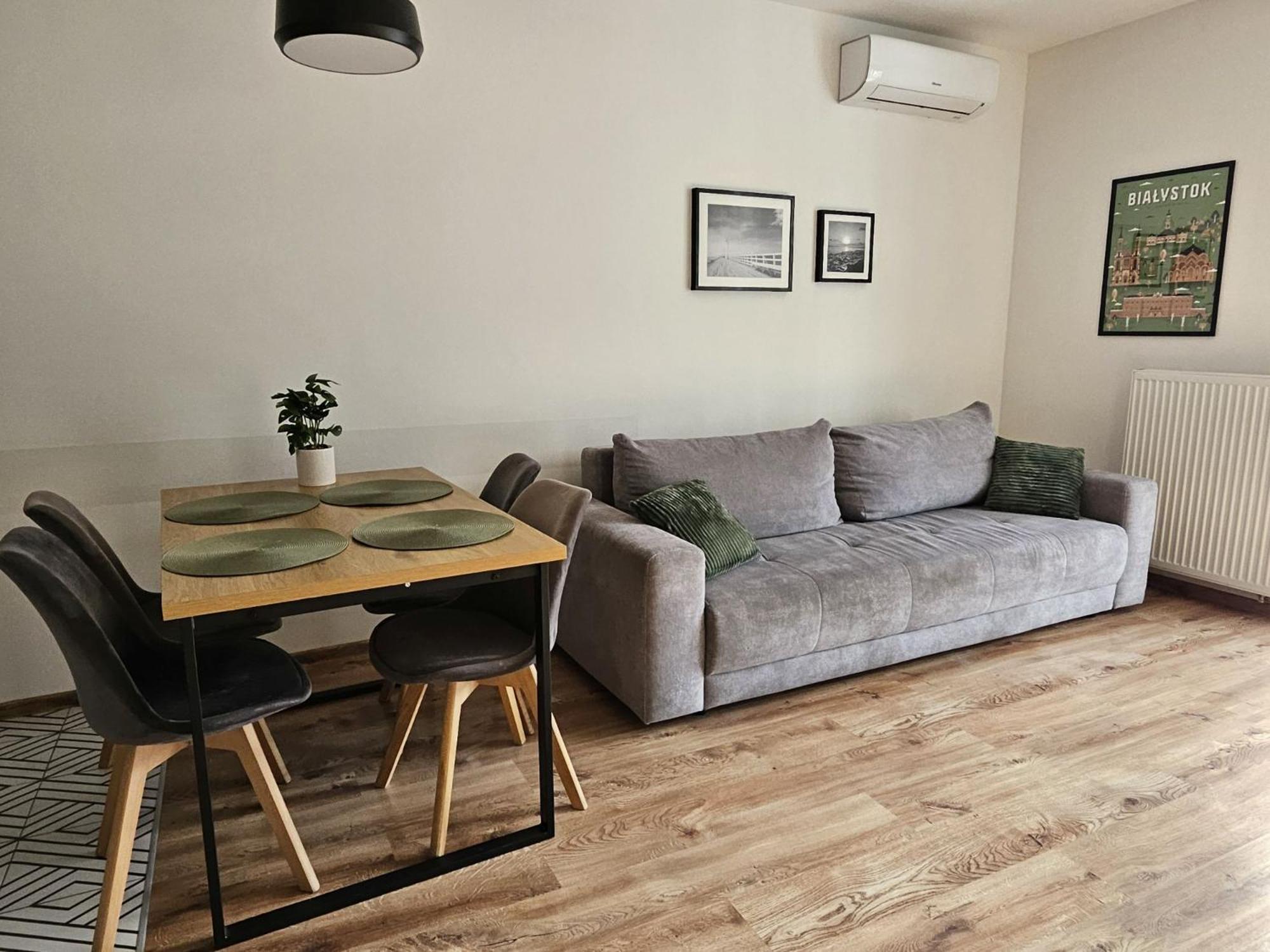 Urban Jungle Apartament Wenus بياليستوك المظهر الخارجي الصورة